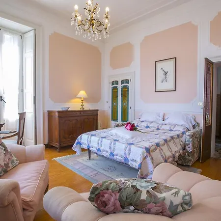 Lucilla Apt. 1 *